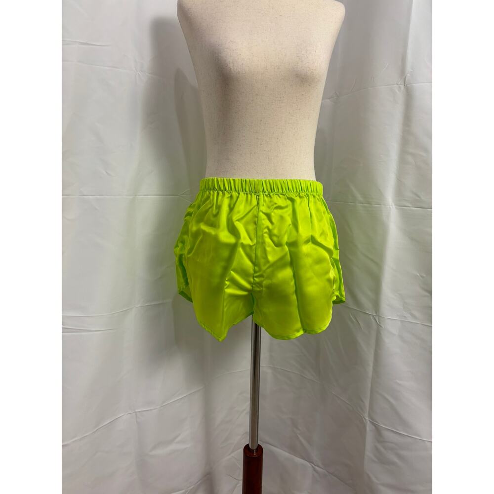 NWT Ettitude Sateen Shortie - Lime Green